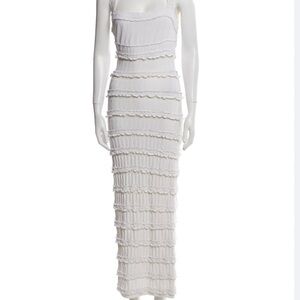 Alaia Elegant White Tiered Maxi Dress Size 38 (4/6 Canadian Sizing)
